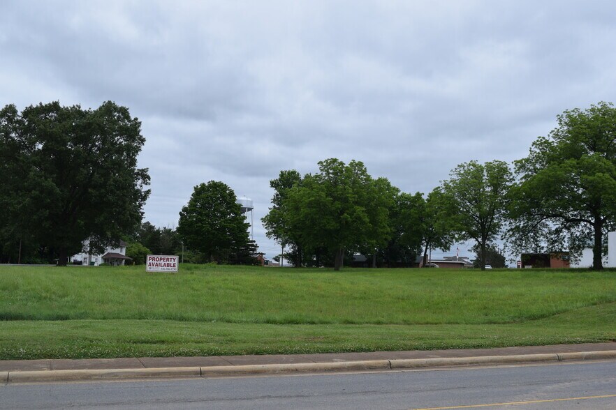 More Photos Of Woltz Street, Dobson Land For Lease