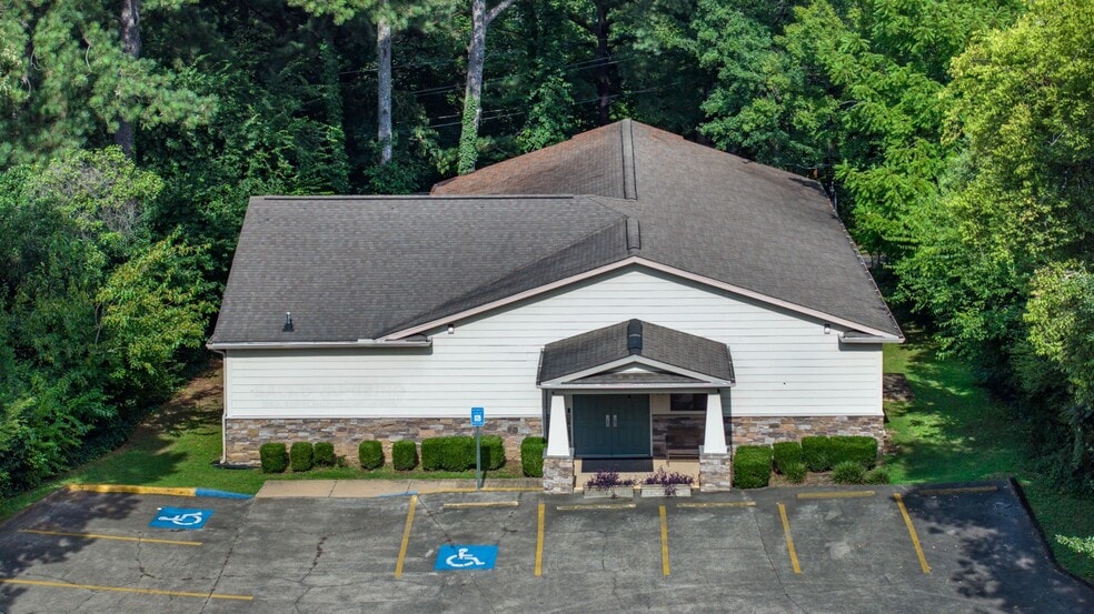 More Photos Of 1184 Davis Pl NW, Atlanta Religious Facility For Sale