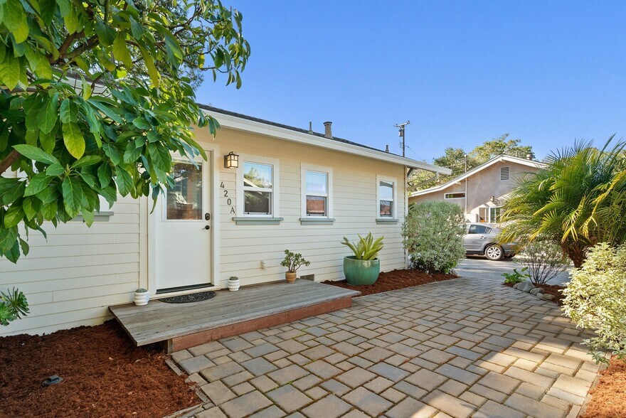 More Photos Of 420 Capitola Road Ext, Santa Cruz Apartments For Sale