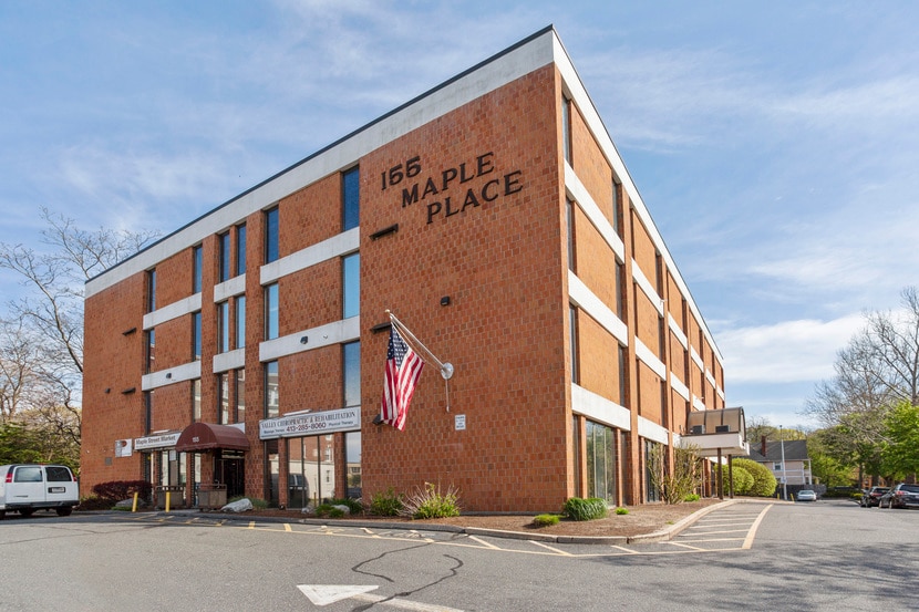 More Photos Of 155 Maple St, Springfield Medical For Lease