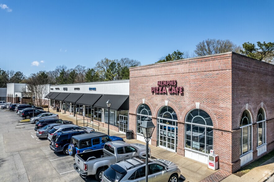 More Photos Of 7570-7604 W Farmington Blvd, Germantown General Retail For Lease