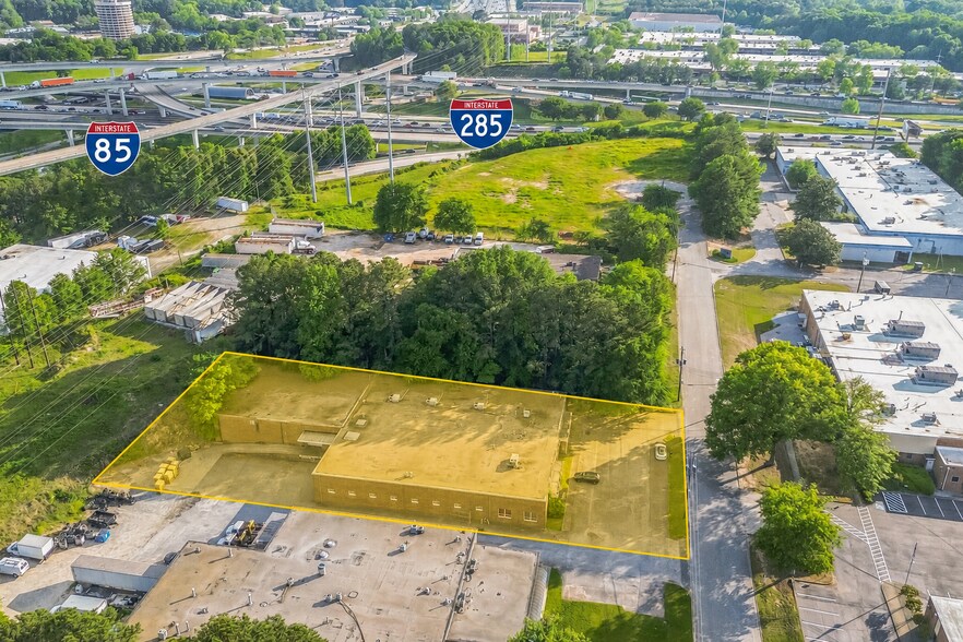 More Photos Of 3565 McCall Pl, Doraville Distribution For Lease