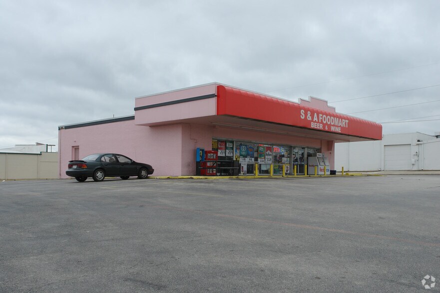 More Photos Of , Duncanville General Retail For Sale