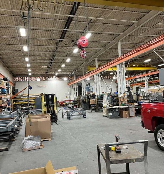 More Photos Of 32940 Janet Ave, Fraser Warehouse For Lease