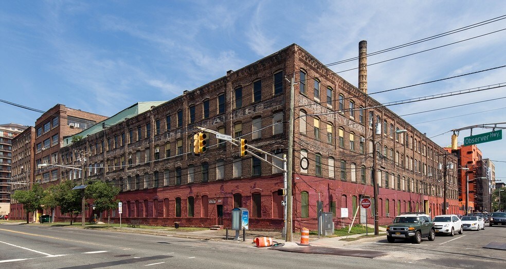More Photos Of 300 Observer Hwy, Hoboken Flex For Sale