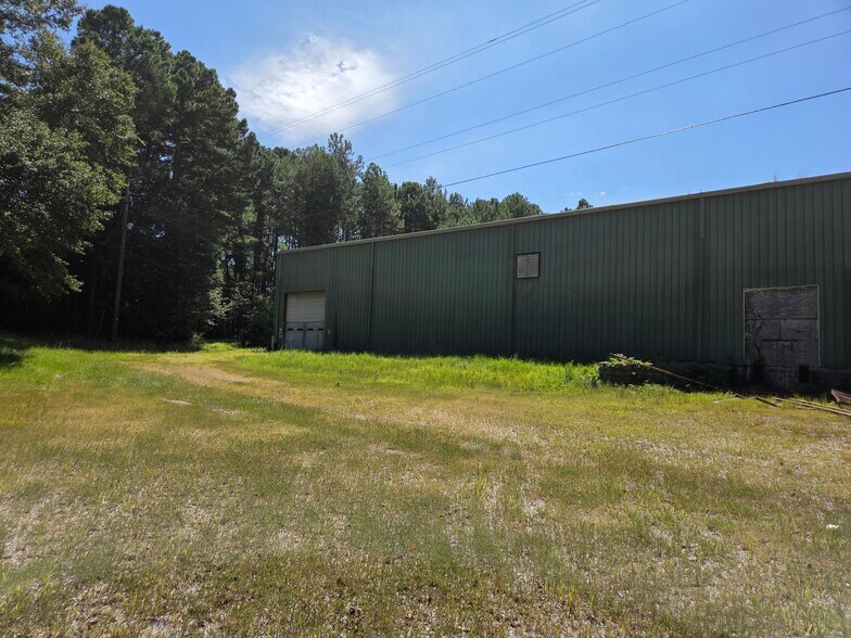 More Photos Of 407 Glasgow St, Aberdeen Manufacturing For Sale