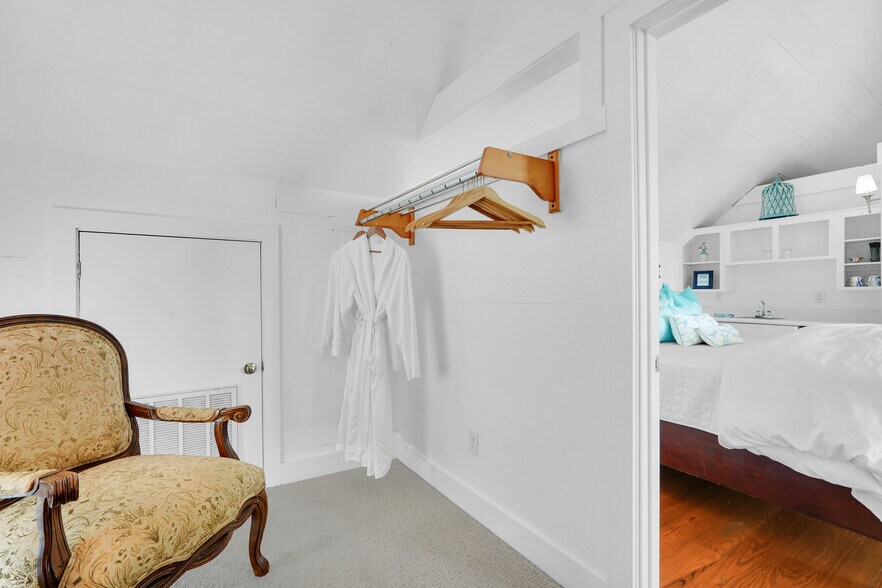 More Photos Of 21 Officers Row, Tybee Island Hospitality For Sale