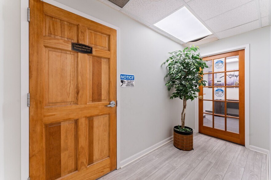 More Photos Of 1115 Clifton Ave, Clifton Medical For Lease