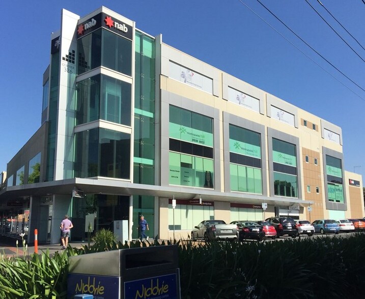 Primary Photo Of 326 Keilor Road, Niddrie Office For Lease