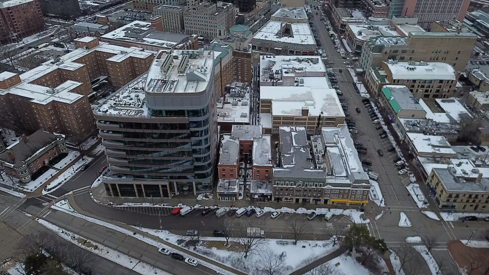 More Photos Of 716 Clark St, Evanston Apartments For Sale