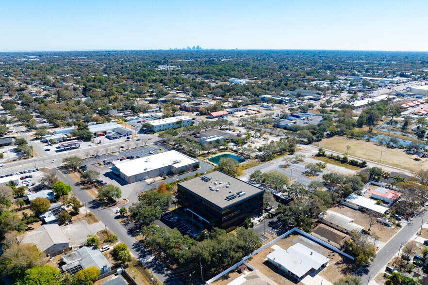 More Photos Of 6698 68th Ave N, Pinellas Park Coworking Space