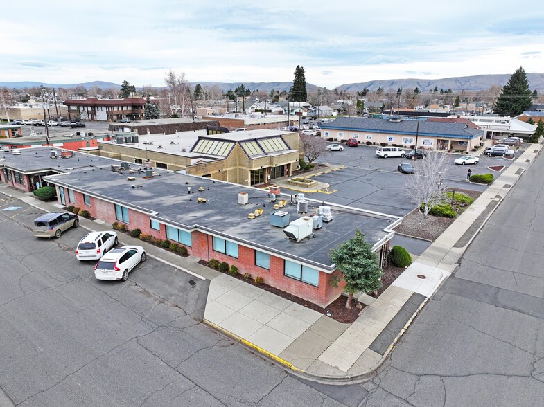 More Photos Of 401 S 12th Ave, Yakima Medical For Sale