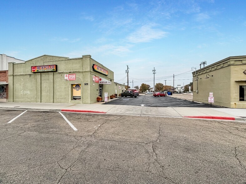 More Photos Of 819 Main St, Caldwell Restaurant For Sale