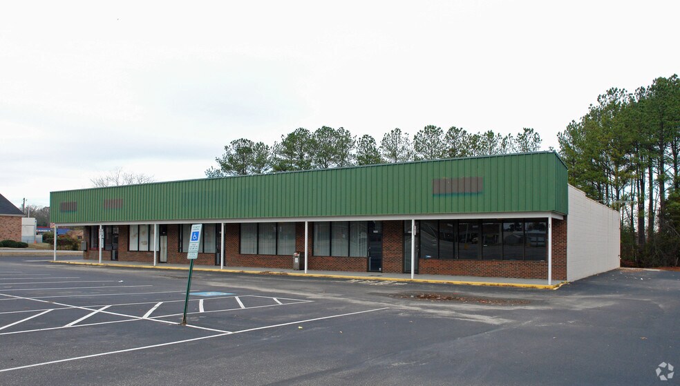 More Photos Of 2733-2793 S Crater Rd, Petersburg Unknown For Lease