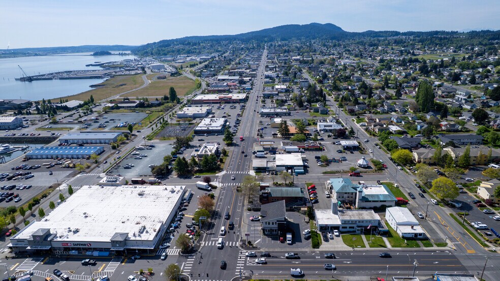 More Photos Of 1202 Commercial Ave, Anacortes Office For Sale