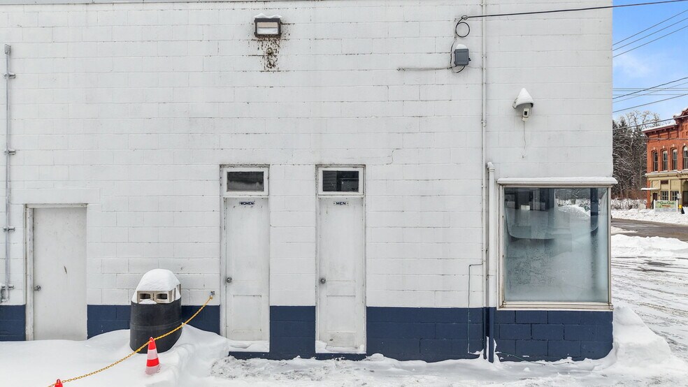 More Photos Of 184 Main St, Unadilla Specialty For Sale