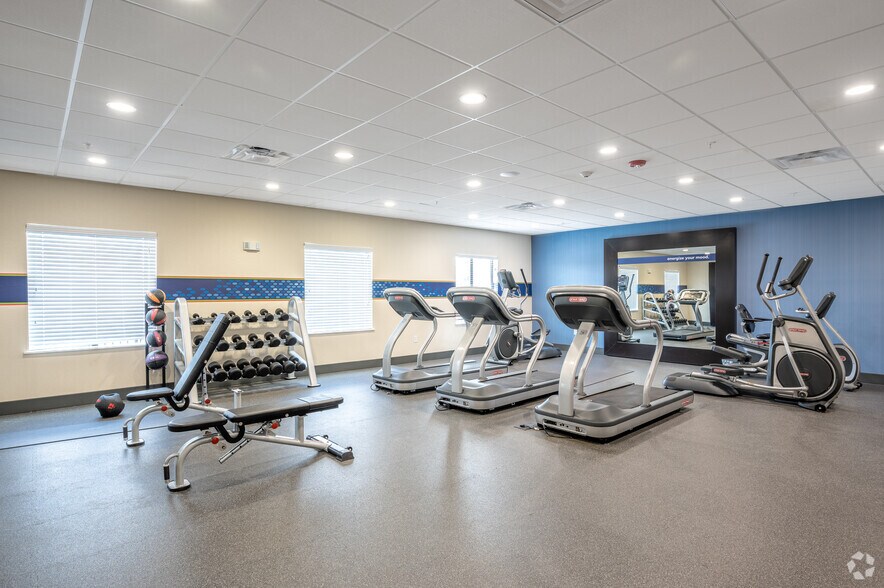 More Photos Of 2250 N Glenville Dr, Richardson Hotel For Sale