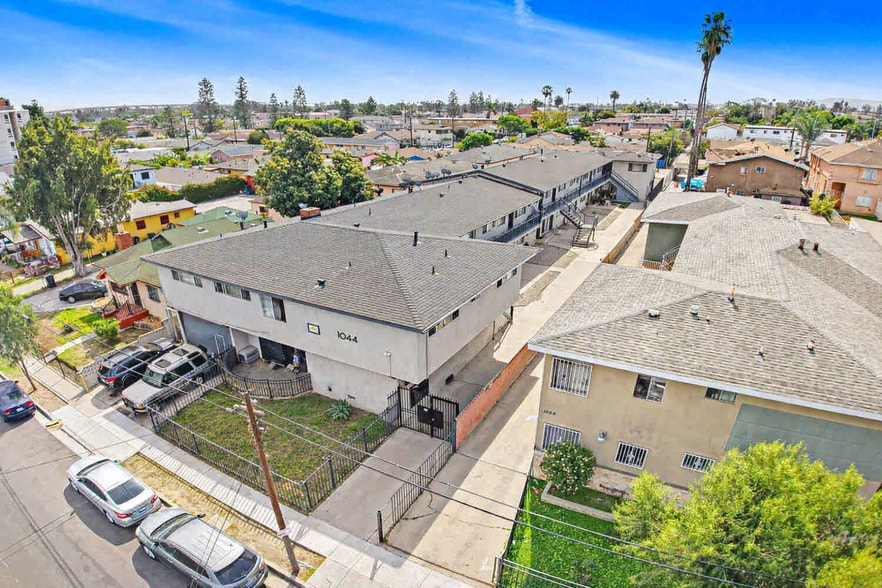 Primary Photo Of 1044 W 110th St, Los Angeles Apartments For Sale