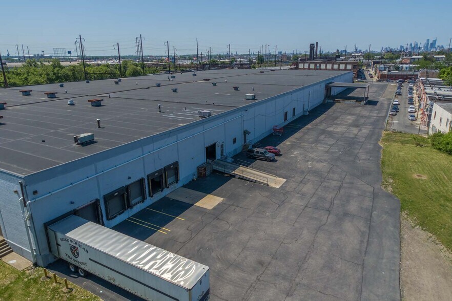 More Photos Of 2045 Wheatsheaf Ln, Philadelphia Distribution For Lease