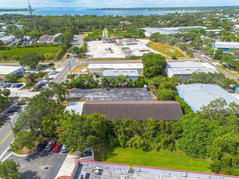 More Photos Of 110 Pine Ave, Oldsmar General Retail For Sale