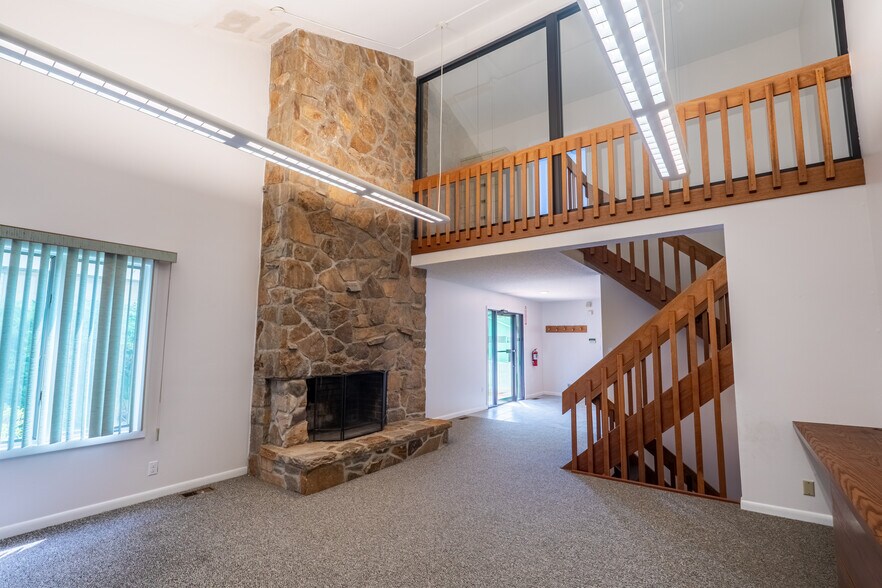 More Photos Of 1117 E Landis Ave, Vineland Office Residential For Lease