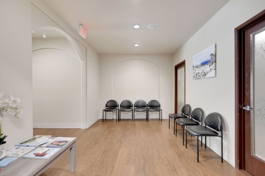 More Photos Of 264 N Highland Springs Ave, Banning Medical For Sale