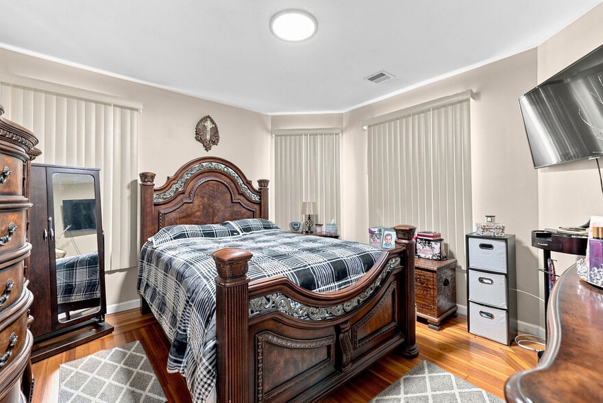 More Photos Of 491 Brayton Ave, Fall River Apartments For Sale