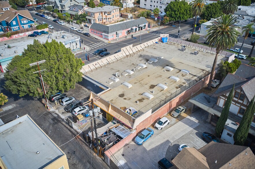 More Photos Of 1900-1914 W Pico Blvd, Los Angeles General Retail For Sale