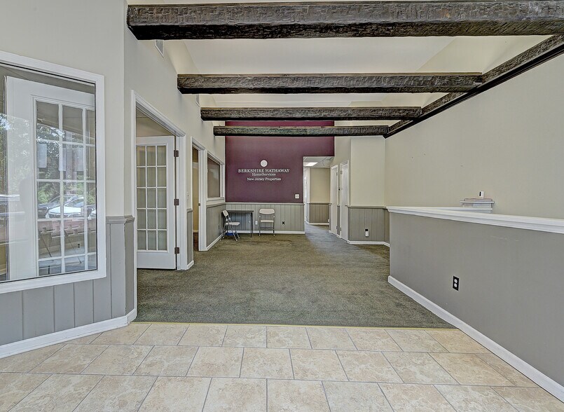 More Photos Of 528-538 Bloomfield Ave, Verona Storefront For Lease