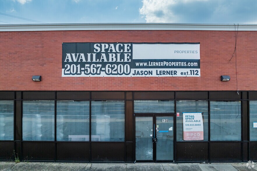 More Photos Of 20-74 Deer Park Ave, North Babylon Unknown For Lease