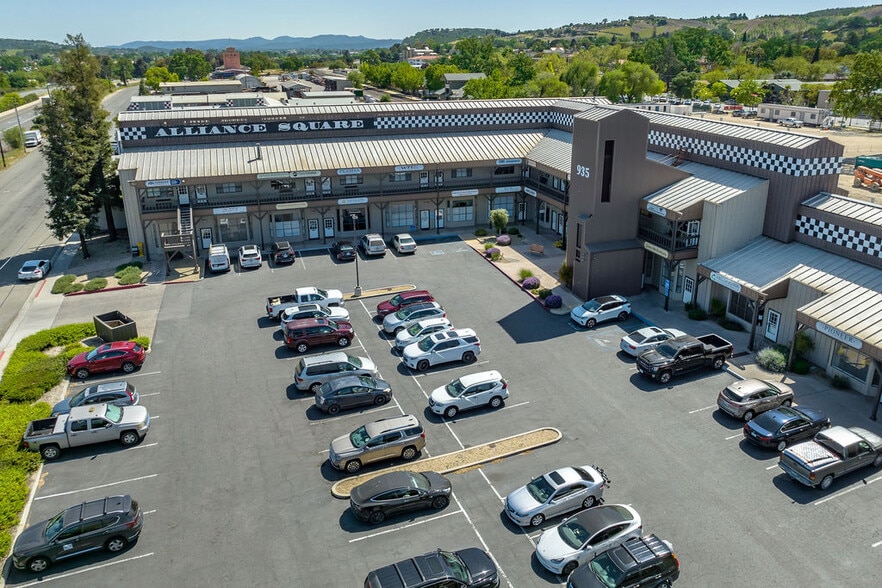 More Photos Of 935 Riverside Ave, Paso Robles Medical For Lease