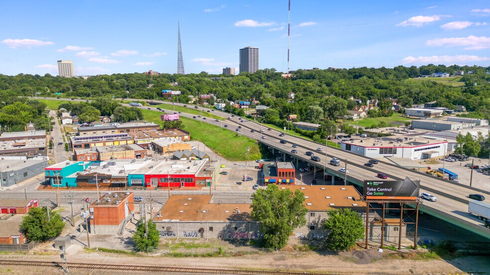 More Photos Of 2826 Southwest Blvd, Kansas City Warehouse For Sale