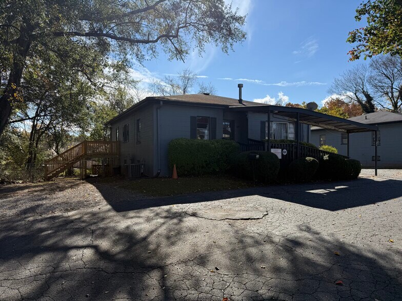 More Photos Of 96 W Felton Rd, Cartersville Office For Sale