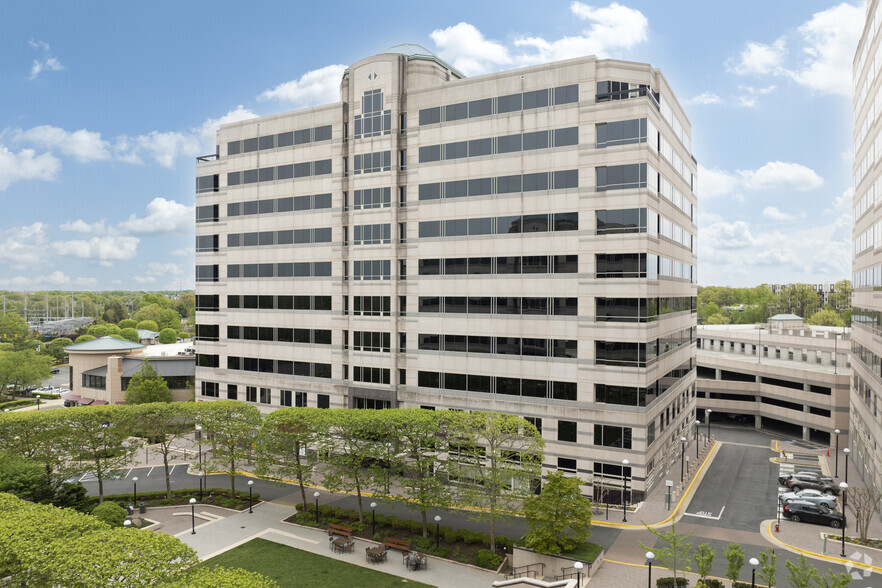 Primary Photo Of 11700 Plaza America Dr, Reston Office For Lease