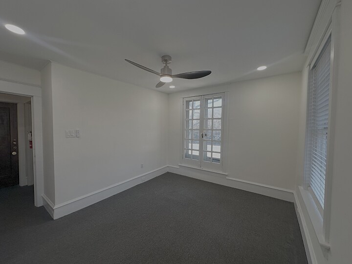 More Photos Of 600 S White Horse Pike, Audubon Medical For Lease