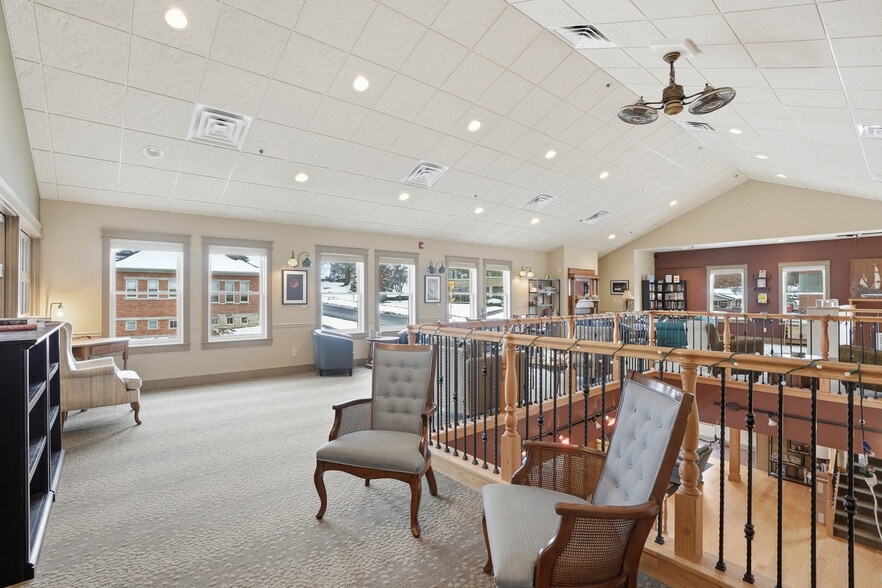 More Photos Of 116 W Main St, West Branch General Retail For Sale