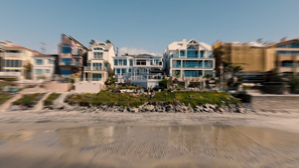 Primary Photo Of 2633 Ocean St, Carlsbad Apartments For Sale