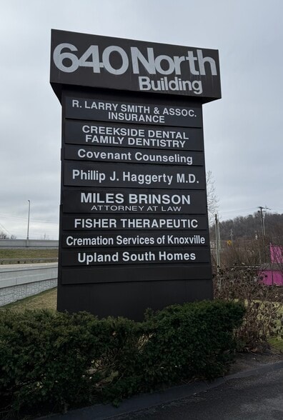 More Photos Of 2606 N Greenway Dr, Knoxville Office For Lease