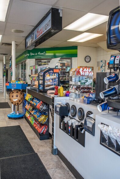 More Photos Of 22732 US-53 Hwy, Ettrick General Retail For Sale