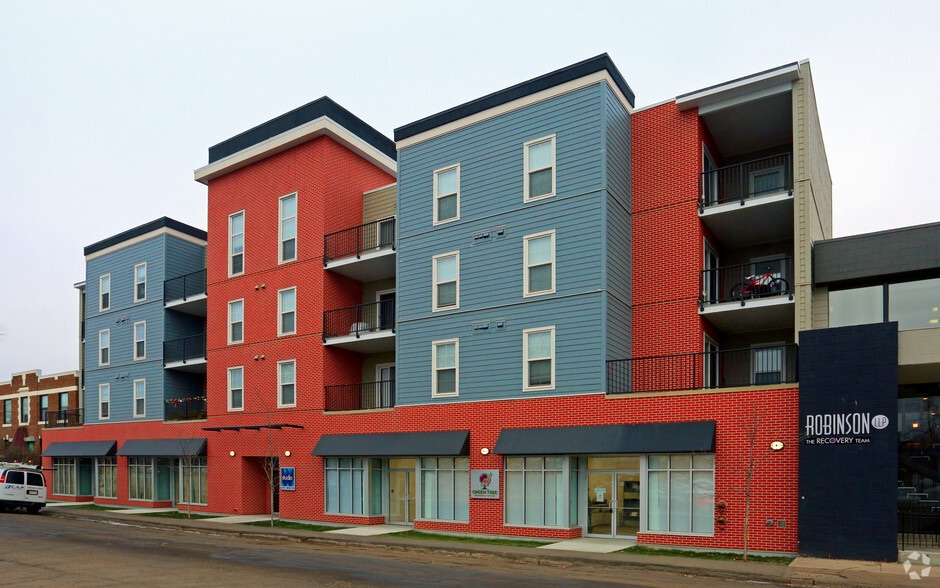 More Photos Of 10416 81st Ave NW, Edmonton Apartments For Lease