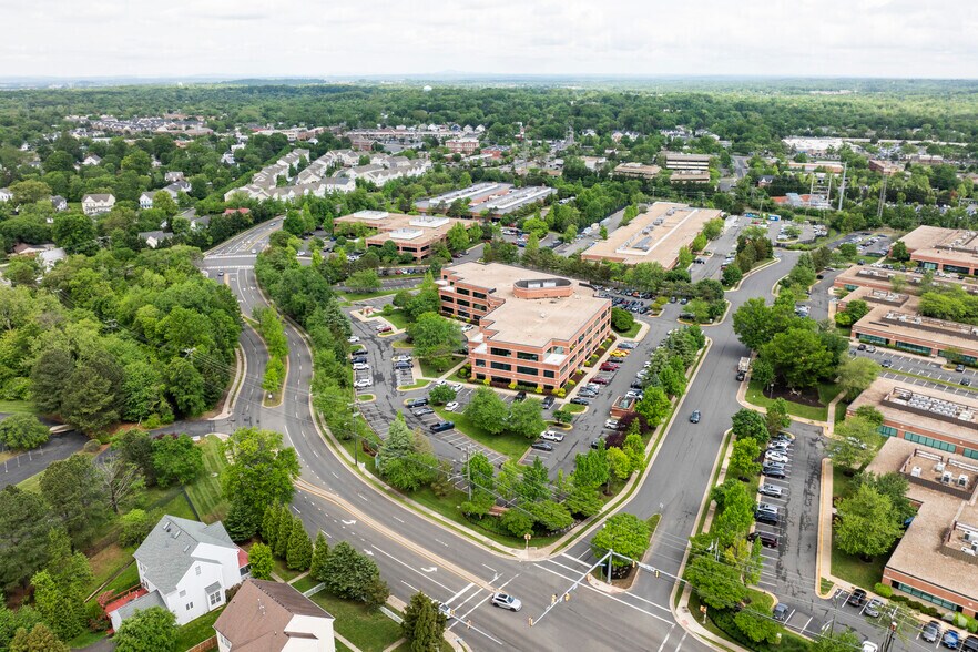 More Photos Of 505 Huntmar Park Dr, Herndon Office For Lease