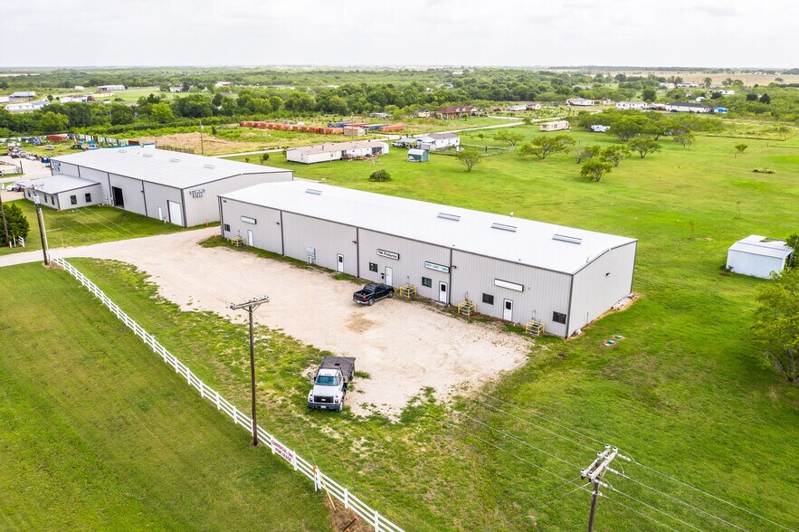 More Photos Of 8081 E US Highway 175, Kemp Warehouse For Sale