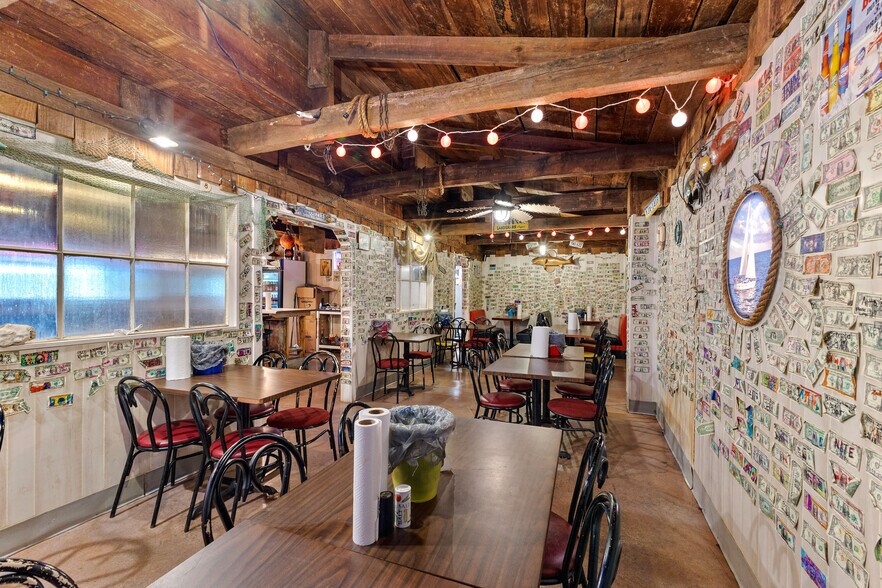 More Photos Of 1702 Highway 19 N, Thomaston Restaurant For Sale