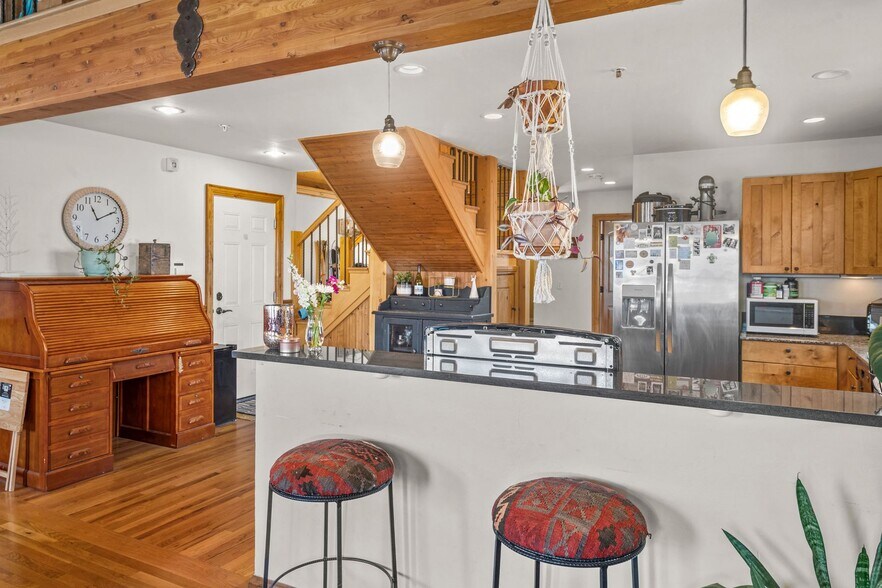 More Photos Of 228 Elk Ave, Crested Butte General Retail For Sale