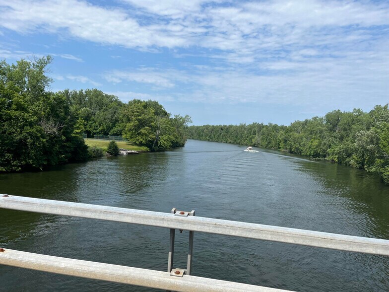 More Photos Of 9595 Horseshoe Island, Clay Land For Sale