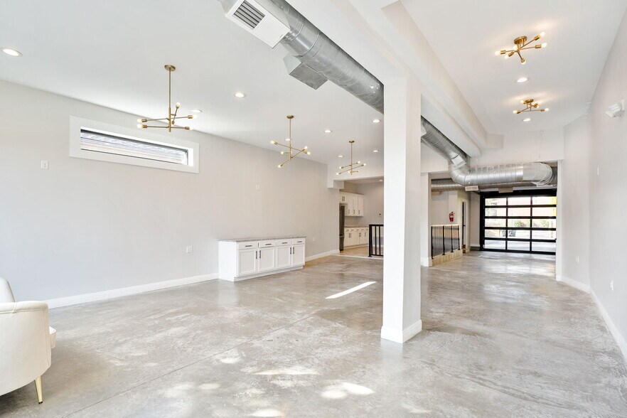 More Photos Of 1110 Logan St, Louisville Storefront Retail Residential For Sale