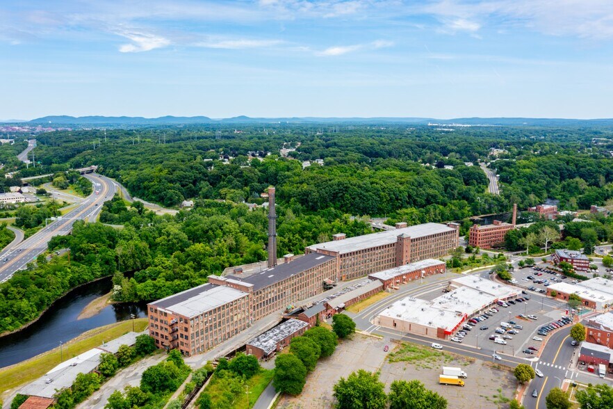 More Photos Of 165 Front St, Chicopee Apartments For Sale