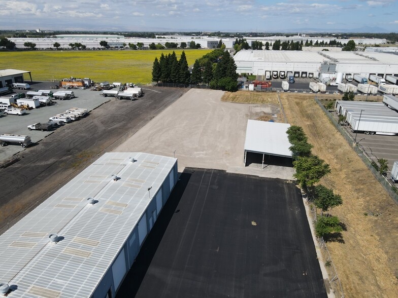 More Photos Of 4807 Airport Way, Stockton Warehouse For Lease