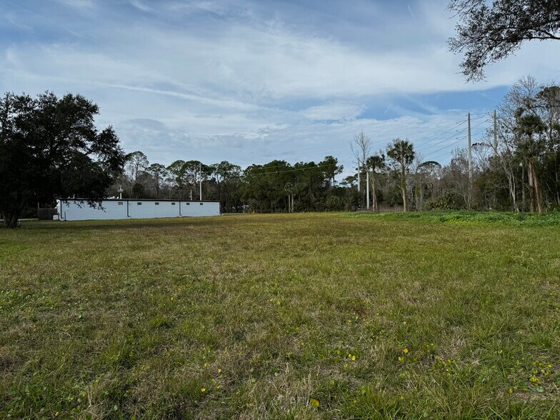 More Photos Of 290 N Rodriguez St, Saint Augustine Warehouse For Lease