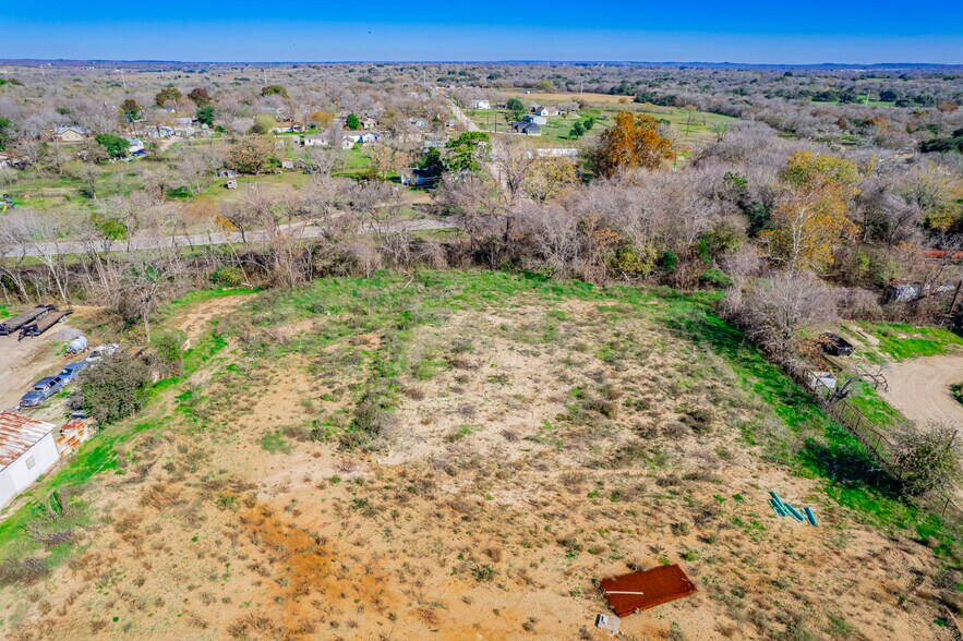 More Photos Of 1561 Pierce Street, Luling Land For Sale